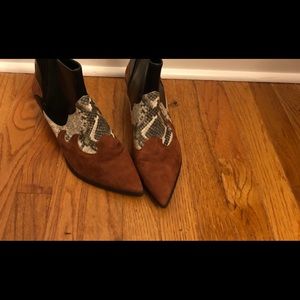 Womens ankle boot suede and animal print